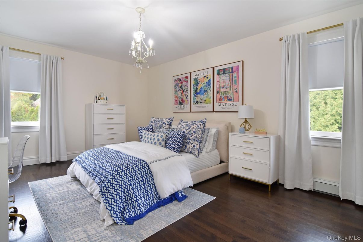Bedroom, Interior, Pendant Lights, Wood Texture Flooring