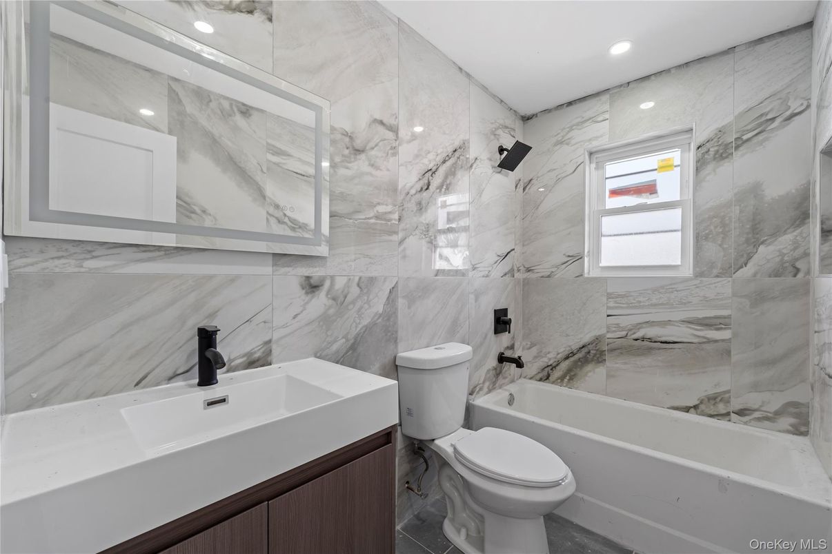 Bathroom, Interior, Marble Walls, Recessed Lighting