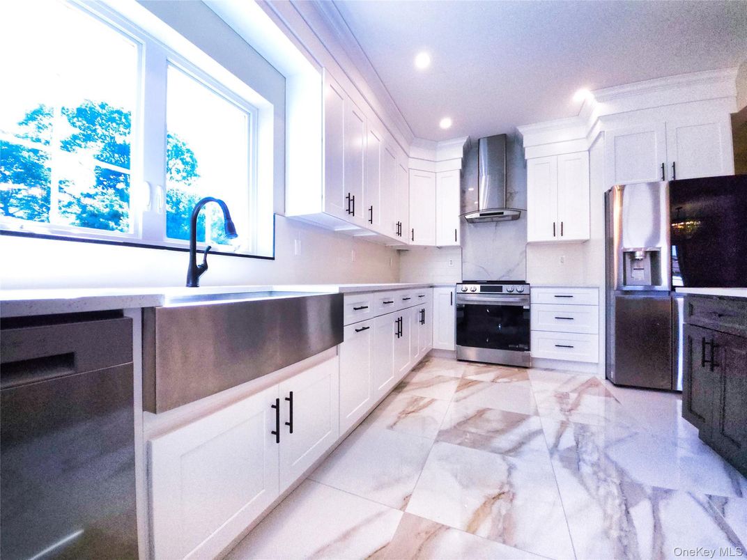 Interior, Kitchen, Marble, Recessed Lighting, Stainless Steel Appliances