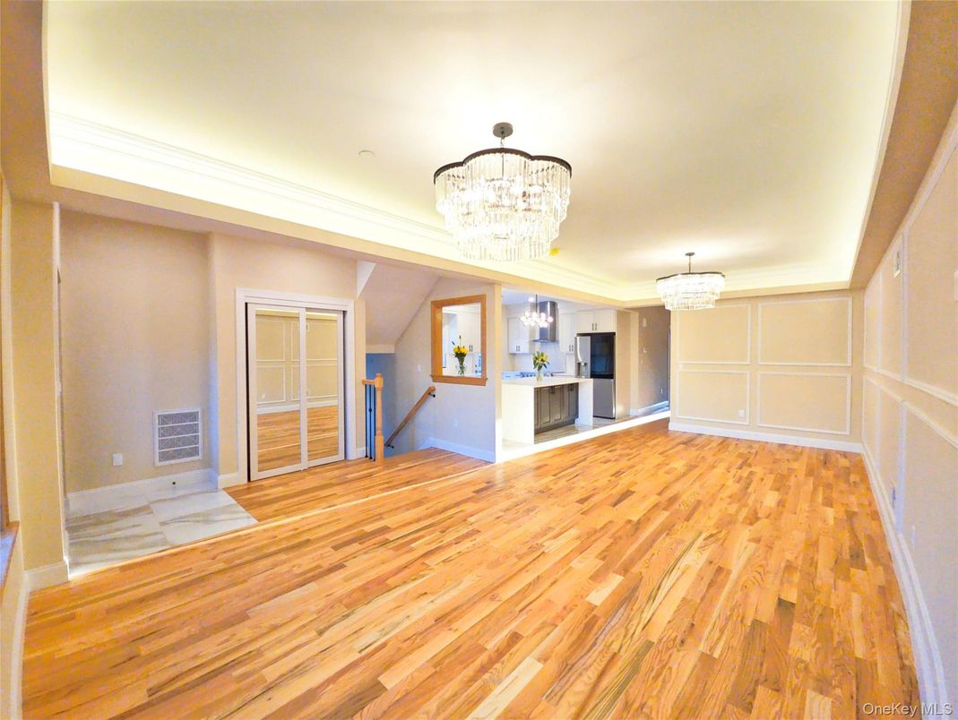 Chandelier, Empty room, Interior, Wood Texture Flooring