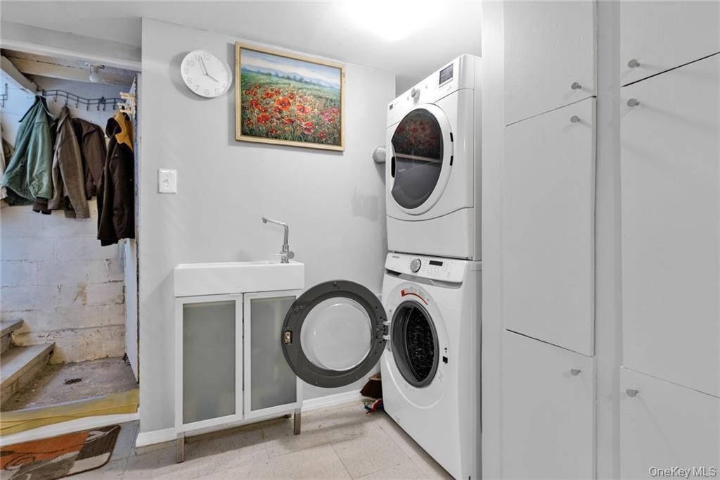 Interior, Utility Closets, Washer
