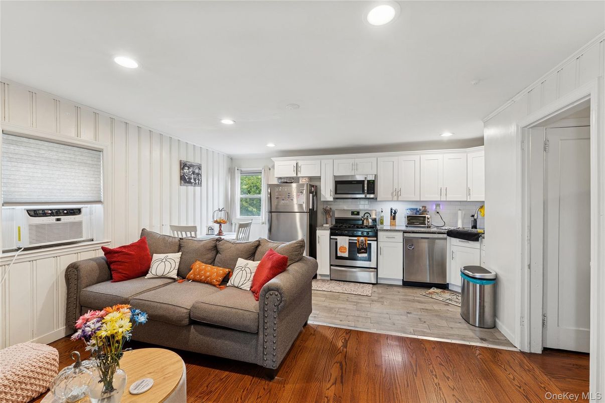 Interior, Kitchen, Living room, Recessed Lighting, Stainless Steel Appliances, Wood Texture Flooring