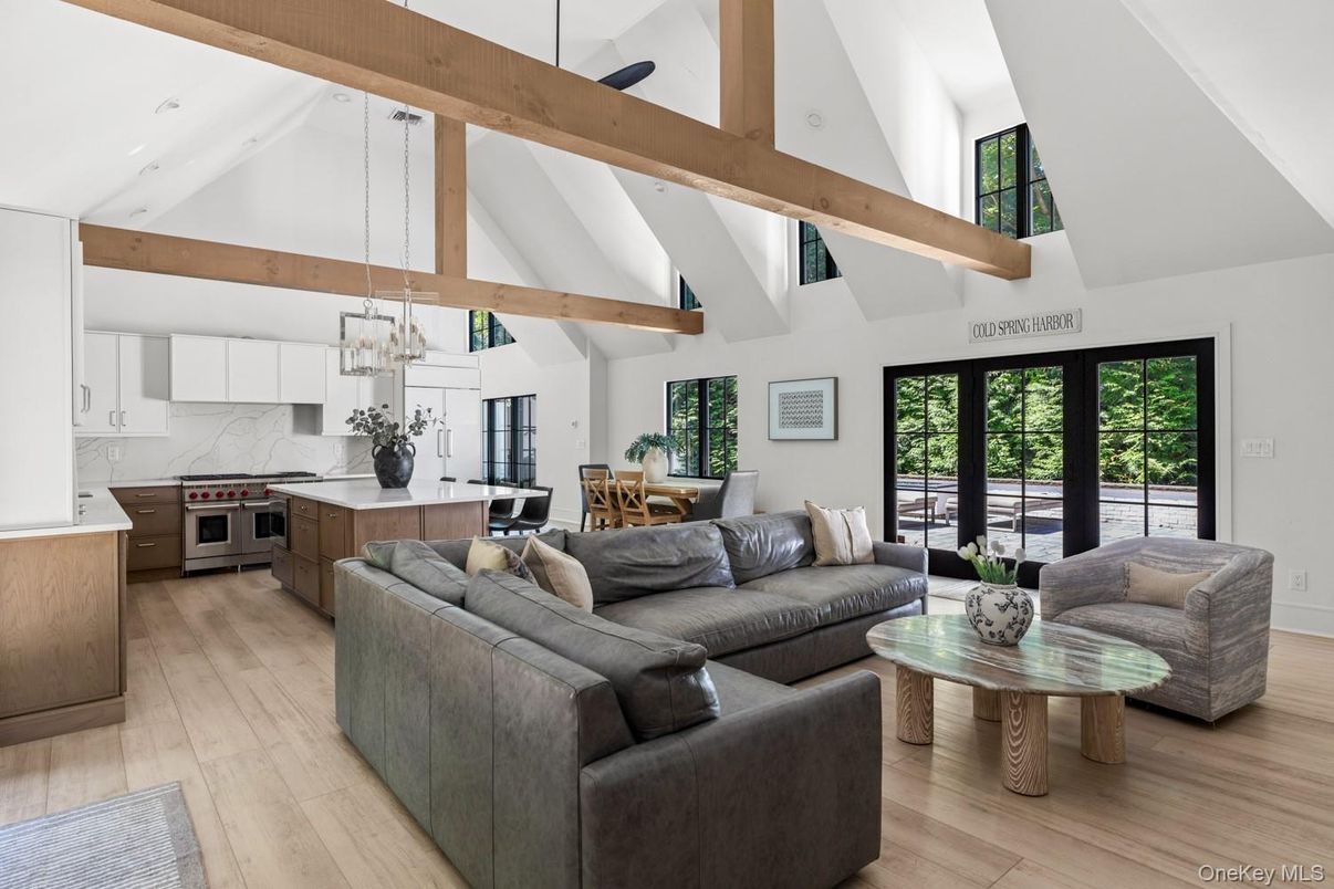 Dining room, Interior, Kitchen, Living room, Pendant Lights, Stainless Steel Appliances, Wooden Beams, Wood Texture Flooring