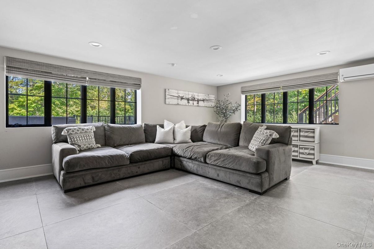 Interior, Living room, Recessed Lighting