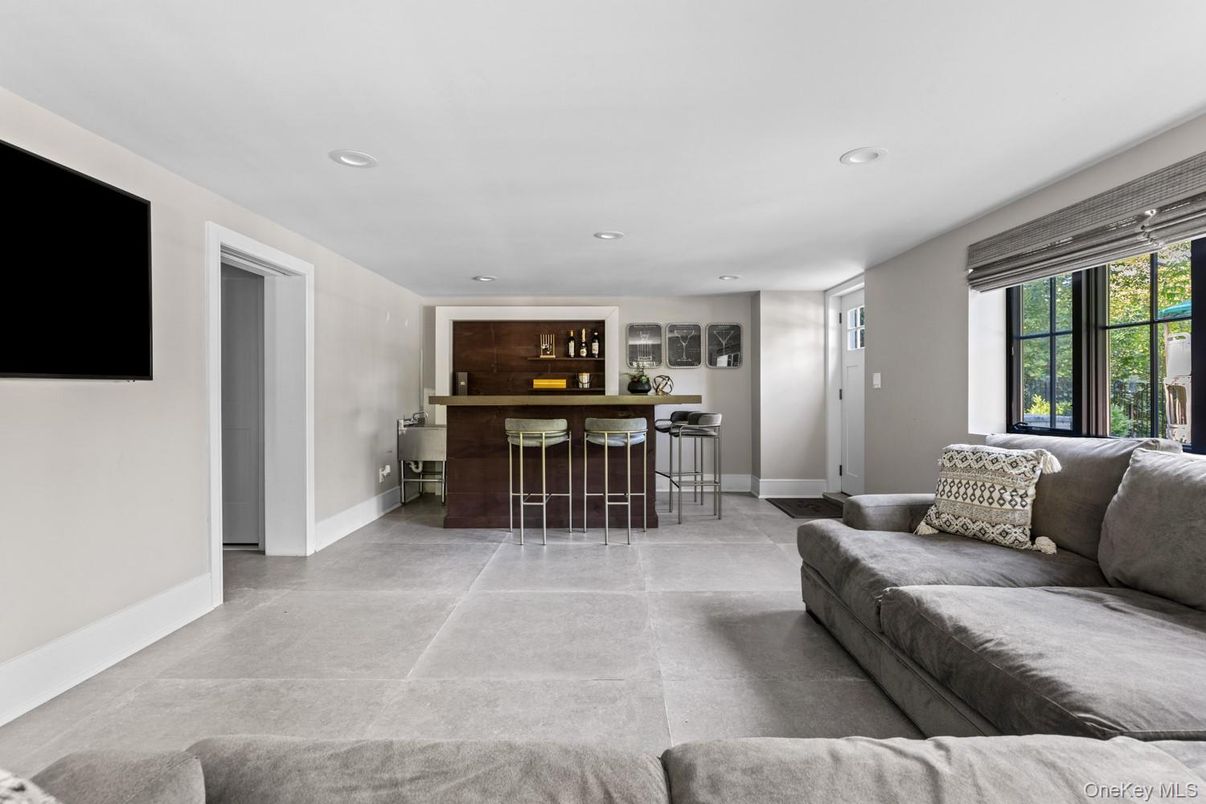 Interior, Recessed Lighting