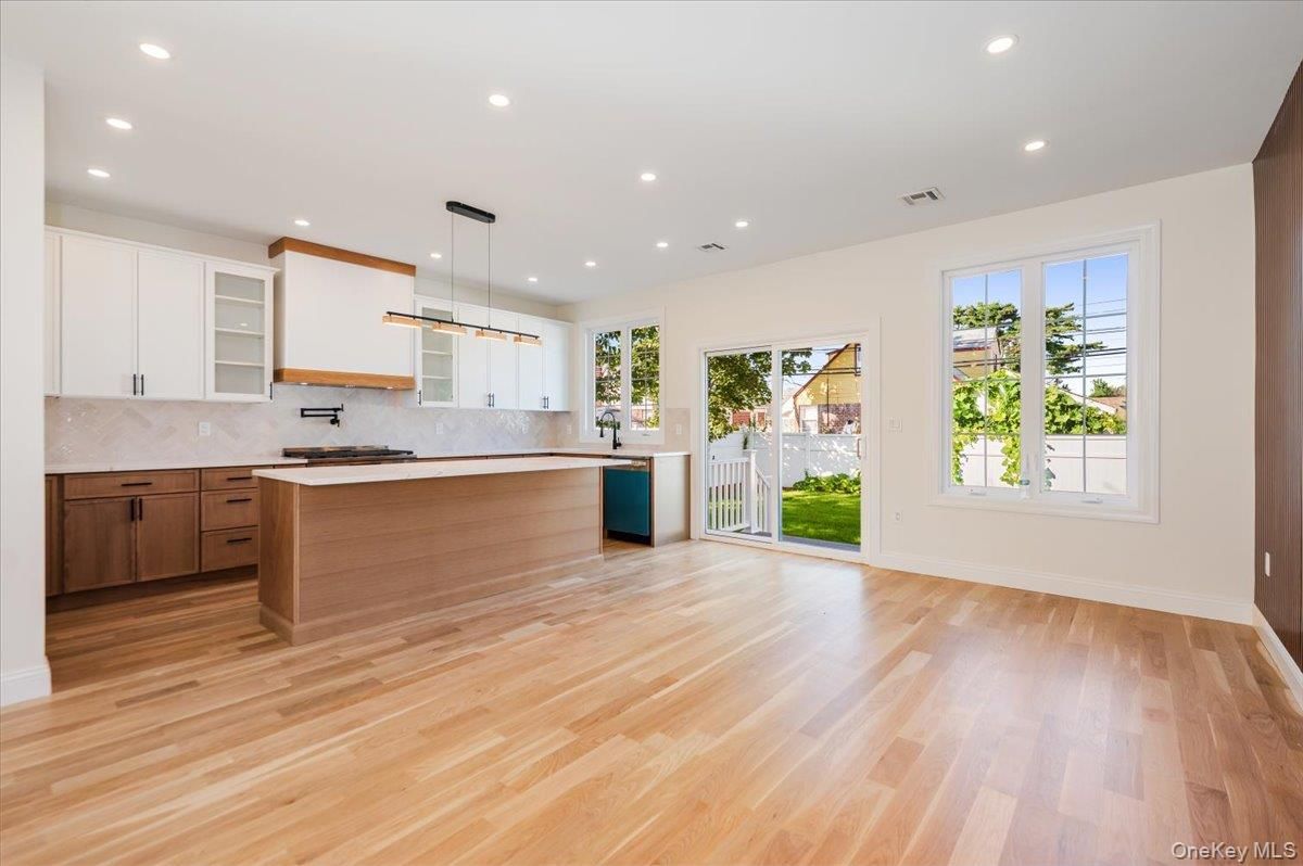 Interior, Kitchen, Pendant Lights, Recessed Lighting, Wood Texture Flooring