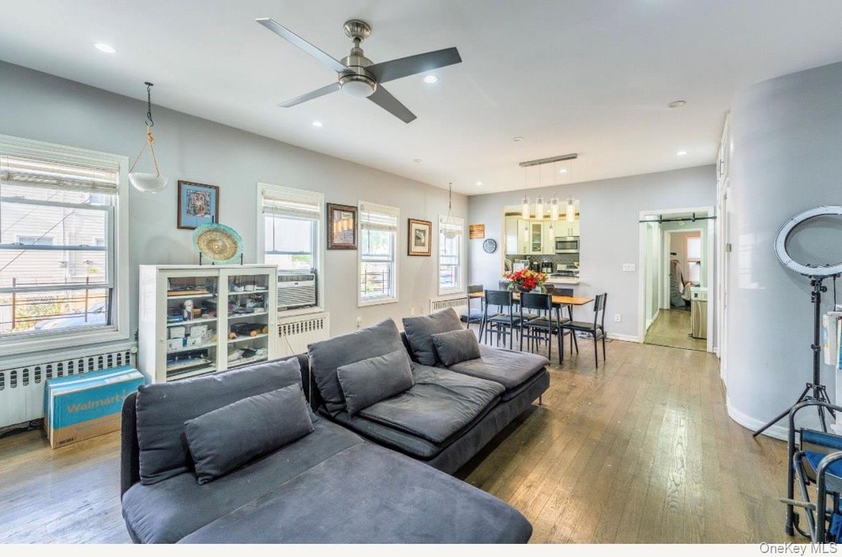 Dining room, Interior, Kitchen, Living room, Pendant Lights, Recessed Lighting, Wood Texture Flooring