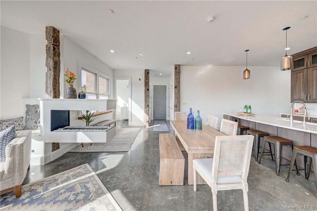Dining room, Interior, Kitchen, Pendant Lights, Recessed Lighting
