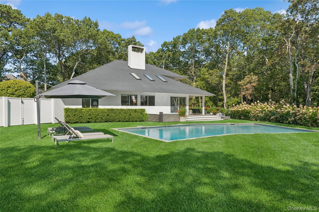 Backyard, Exterior, Pool
