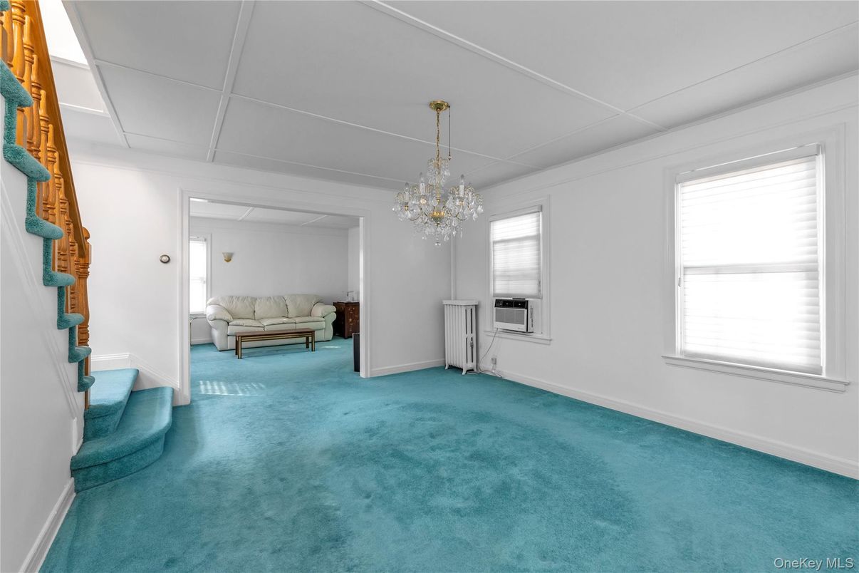 Chandelier, Empty room, Interior