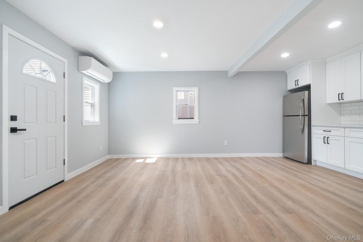 Empty room, Interior, Kitchen, Recessed Lighting, Wood Texture Flooring