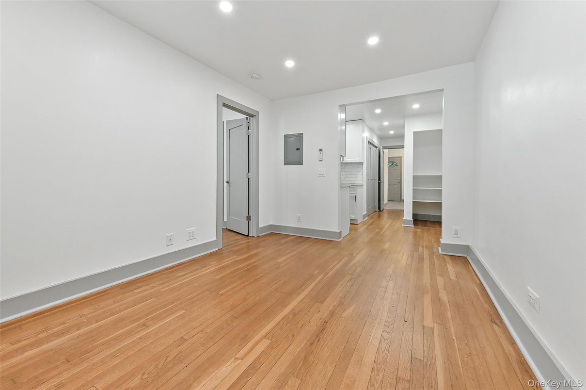 Empty room, Interior, Kitchen, Recessed Lighting, Wood Texture Flooring