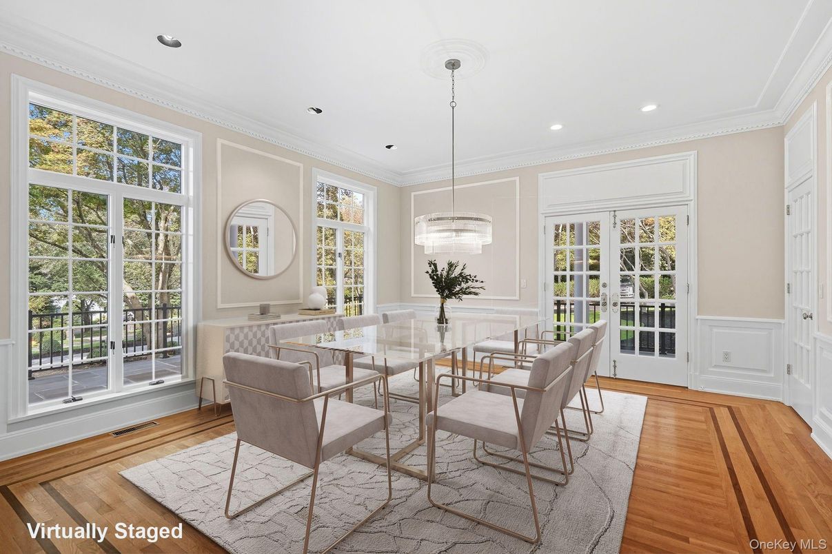 Dining room, Interior, Living room, Pendant Lights, Recessed Lighting, Wood Texture Flooring