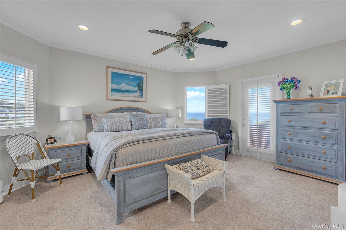 Bedroom, Interior, Recessed Lighting, Water