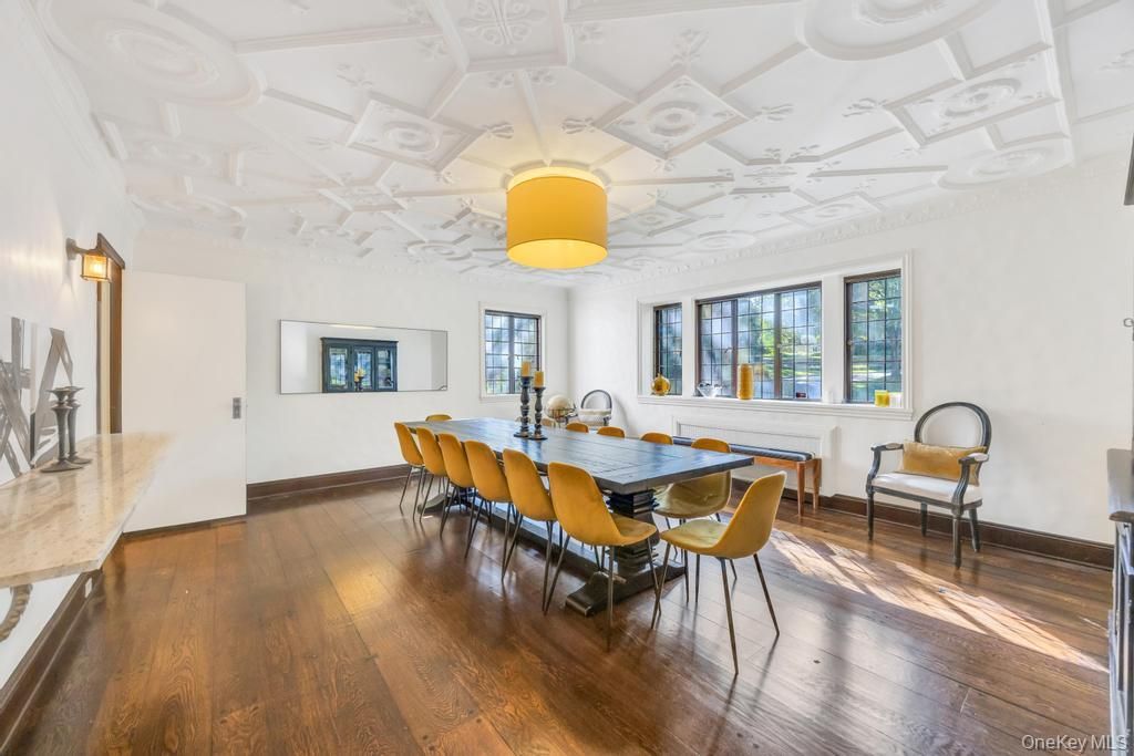 Dining room, Interior, Wood Texture Flooring