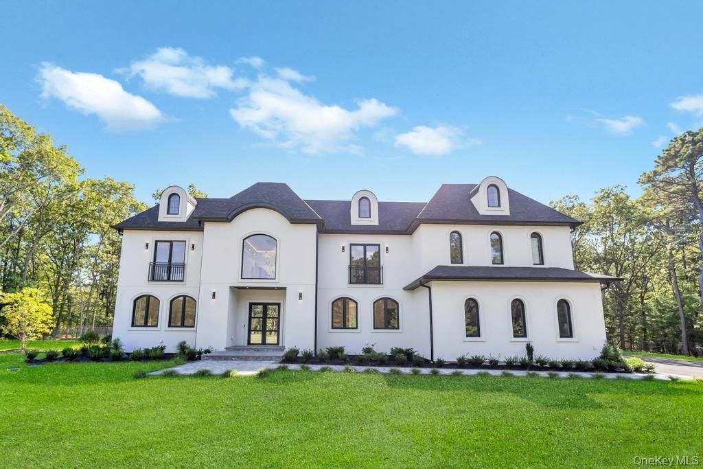 Backyard, Exterior, Facade, French Provincial
