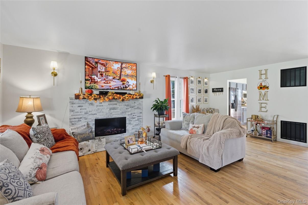 Fireplace, Interior, Living room, Stone Walls, Wood Texture Flooring