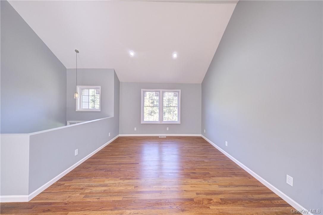 Empty room, Interior, Pendant Lights, Wood Texture Flooring