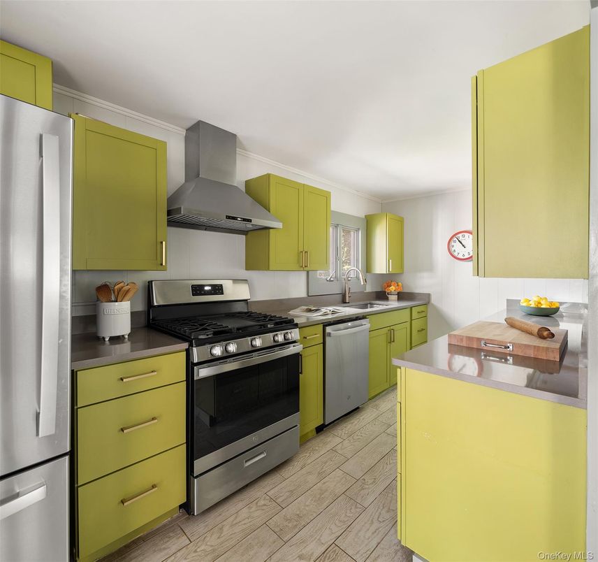 Interior, Kitchen, Stainless Steel Appliances, Wood Texture Flooring