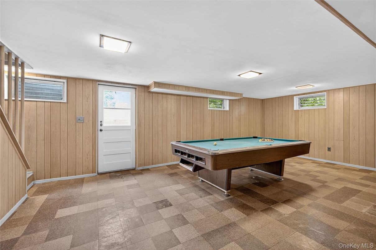 Billiard Table, Game Room, Interior, Wooden Walls