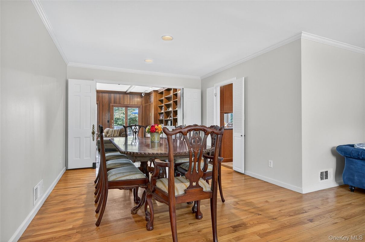 Dining room, Interior, Recessed Lighting, Wood Texture Flooring