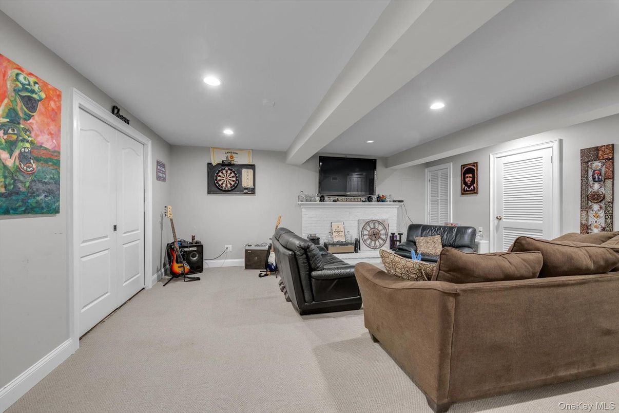Fireplace, Interior, Living room, Recessed Lighting