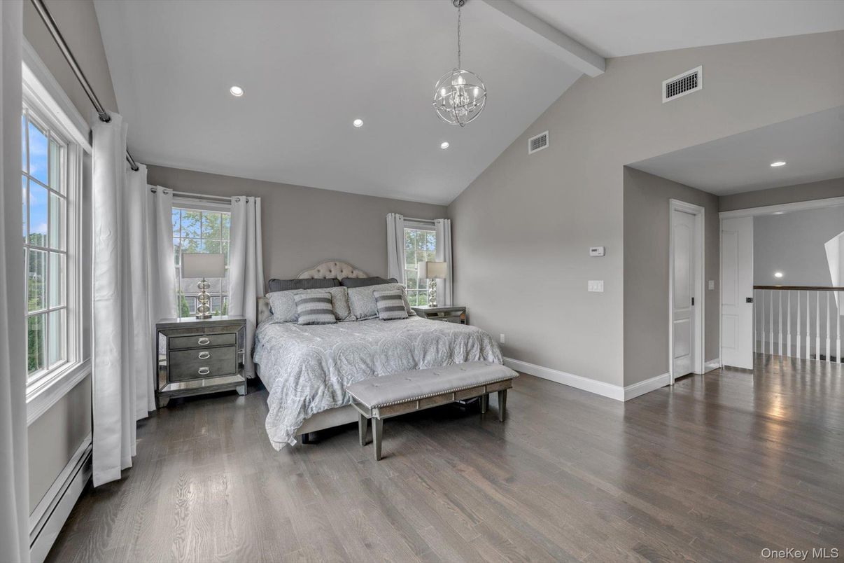 Bedroom, Interior, Pendant Lights, Recessed Lighting, Wood Texture Flooring