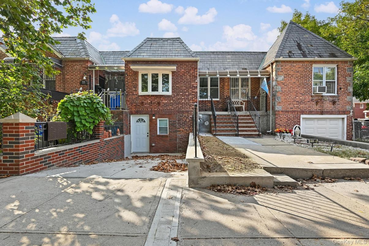 Attached, Exterior, Facade, Brick Facade, Tudor Revival