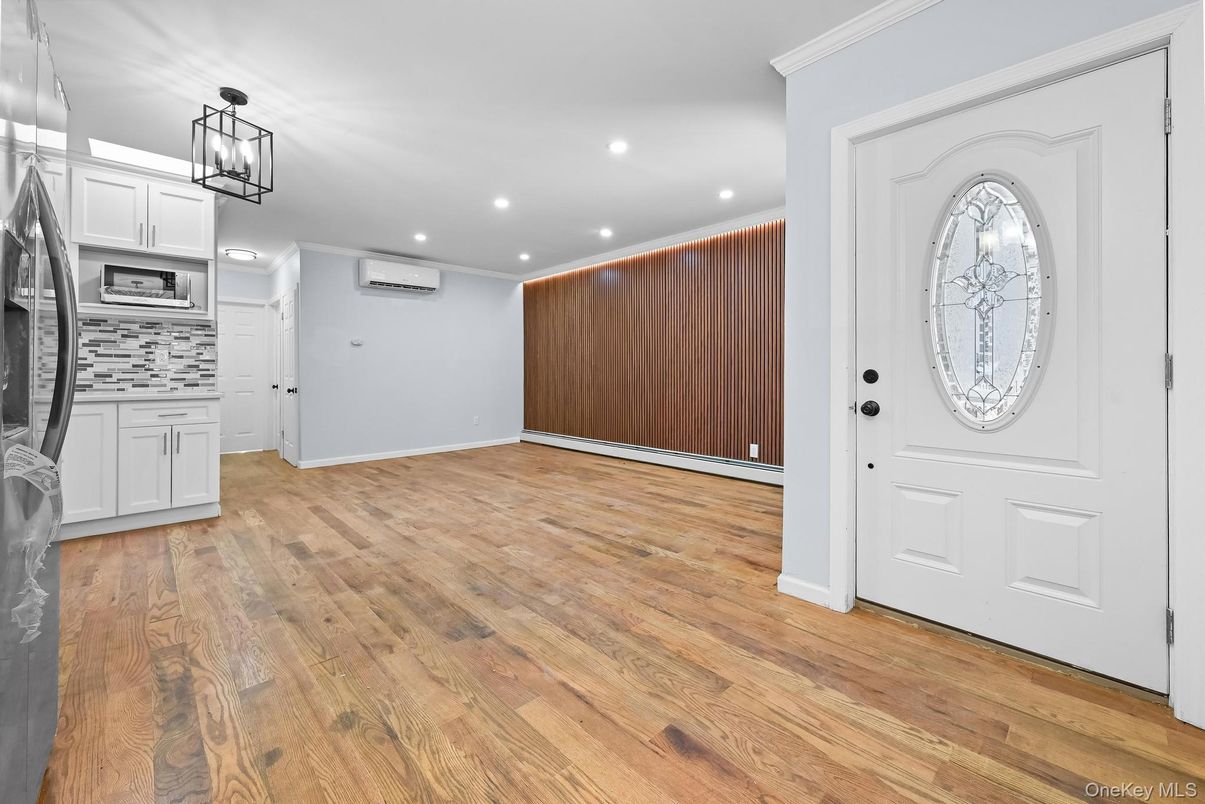 Empty room, Interior, Kitchen, Pendant Lights, Recessed Lighting, Wood Texture Flooring