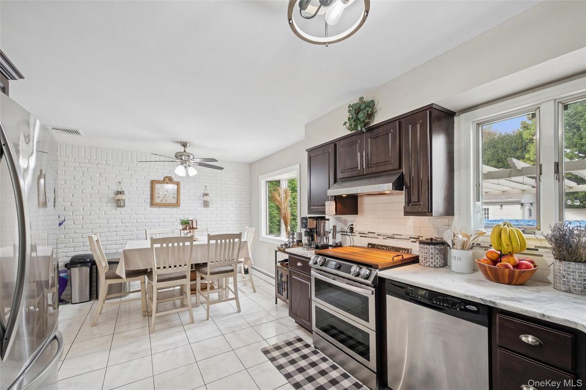 Dining room, Interior, Kitchen, Stainless Steel Appliances, Stone Walls