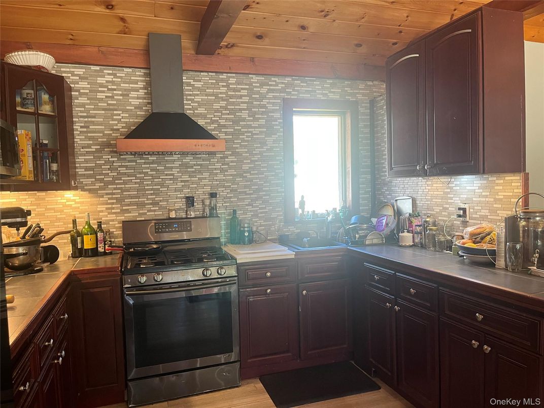 Interior, Kitchen, Stainless Steel Appliances, Wooden Beams, Wooden Ceilings, Wood Texture Flooring