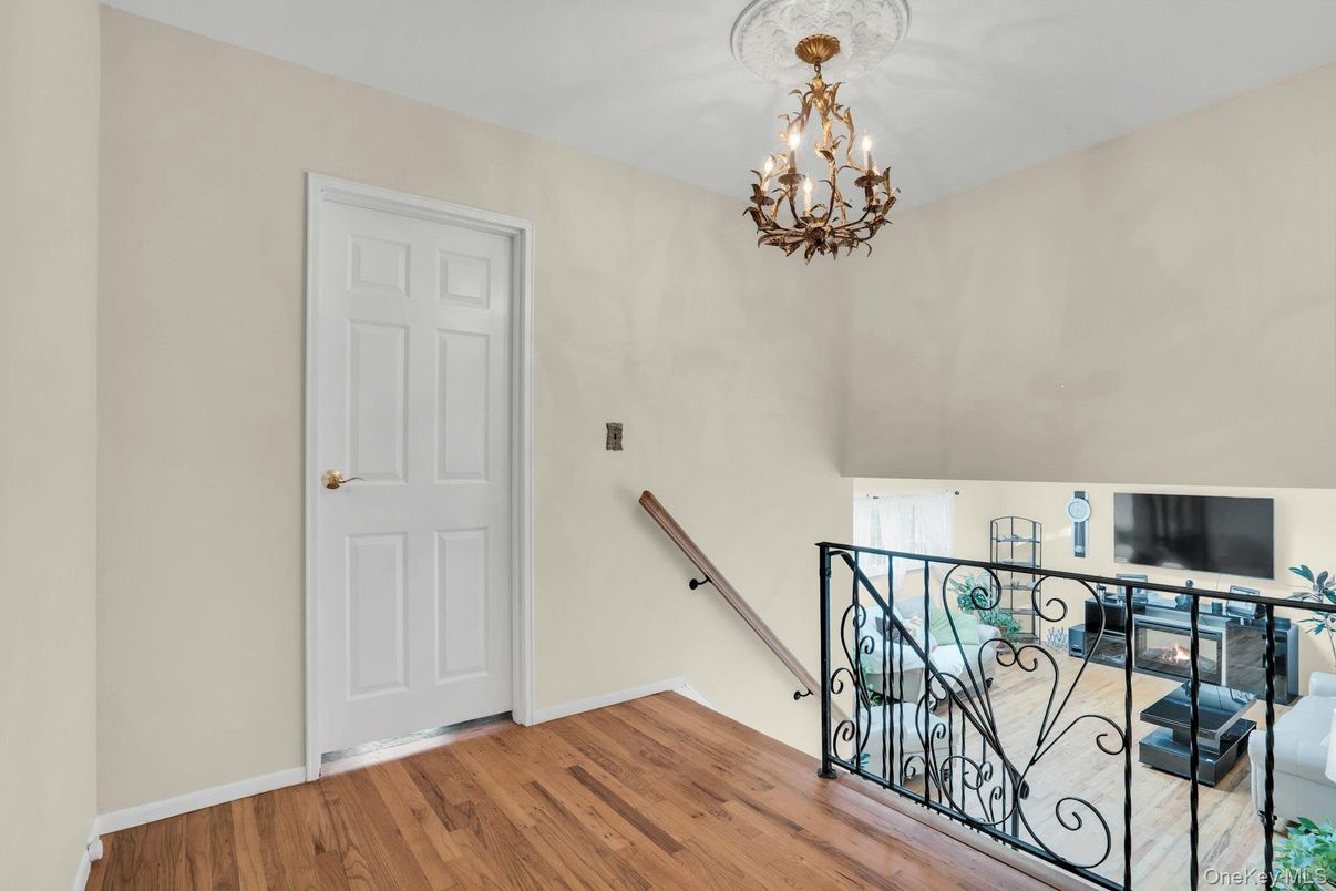 Chandelier, Interior, Wood Texture Flooring