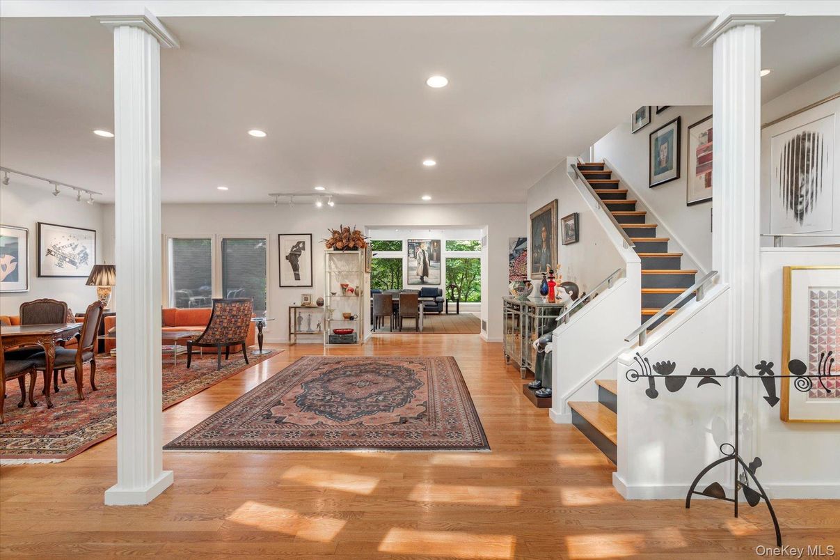 Dining room, Interior, Piano, Recessed Lighting, Wood Texture Flooring