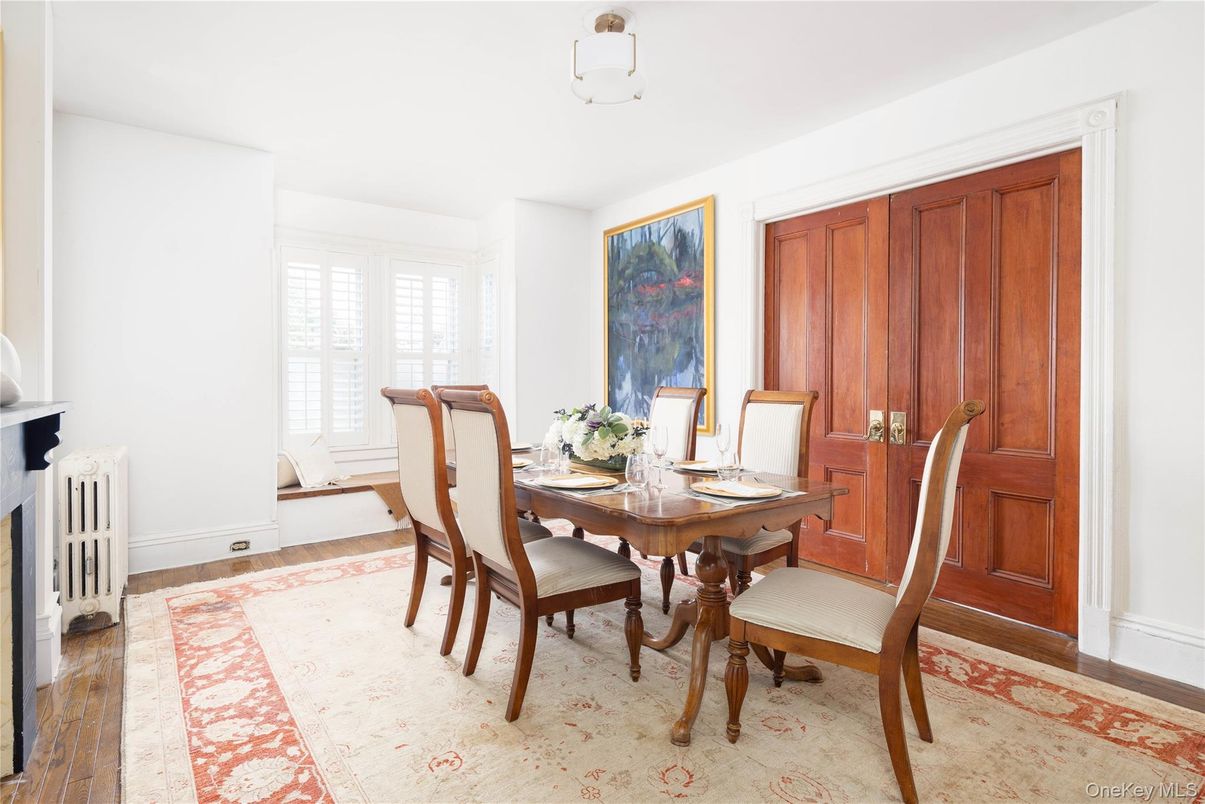 Dining room, Interior, Wood Texture Flooring