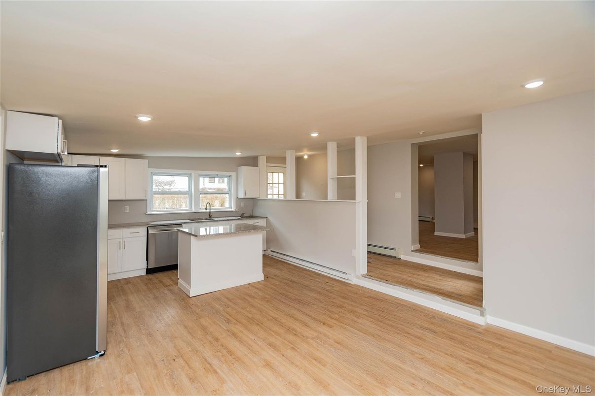 Interior, Kitchen, Recessed Lighting, Wood Texture Flooring