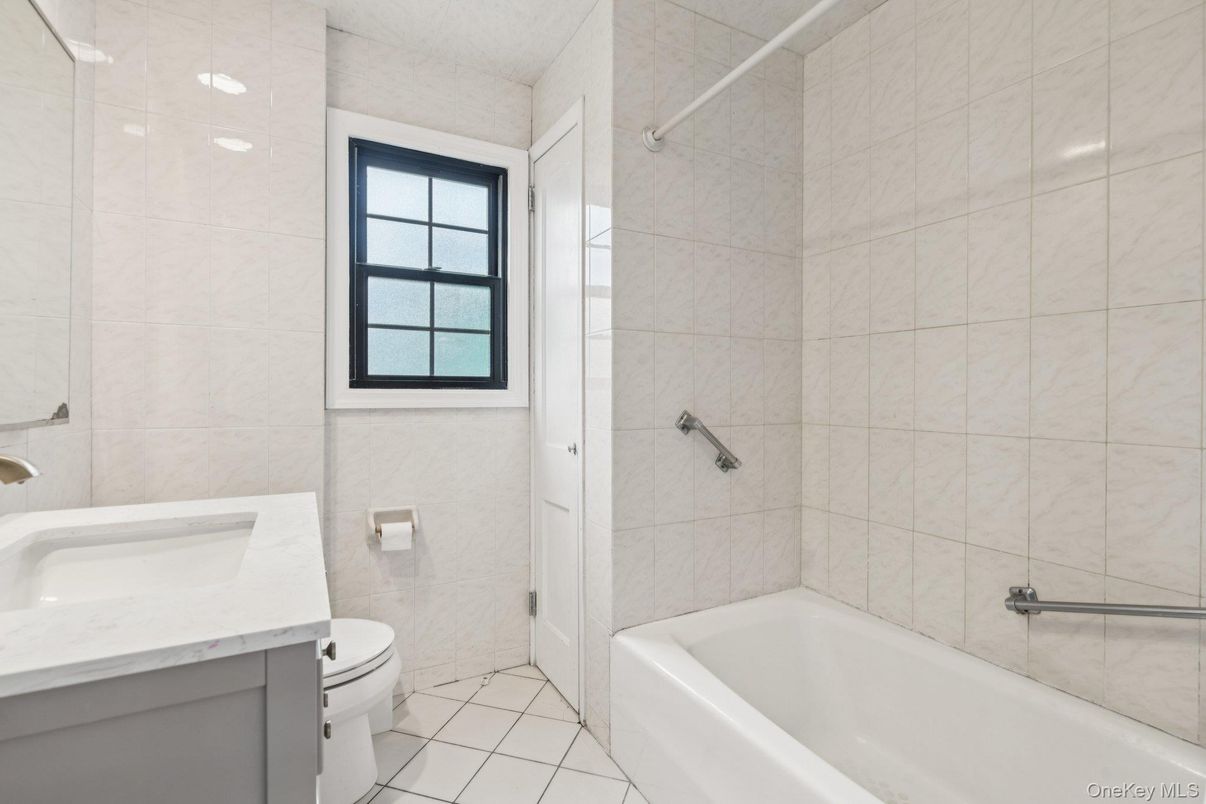Bathroom, Interior, Marble Walls