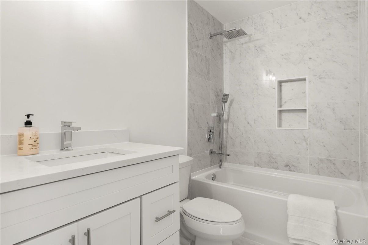 Bathroom, Interior, Marble Walls