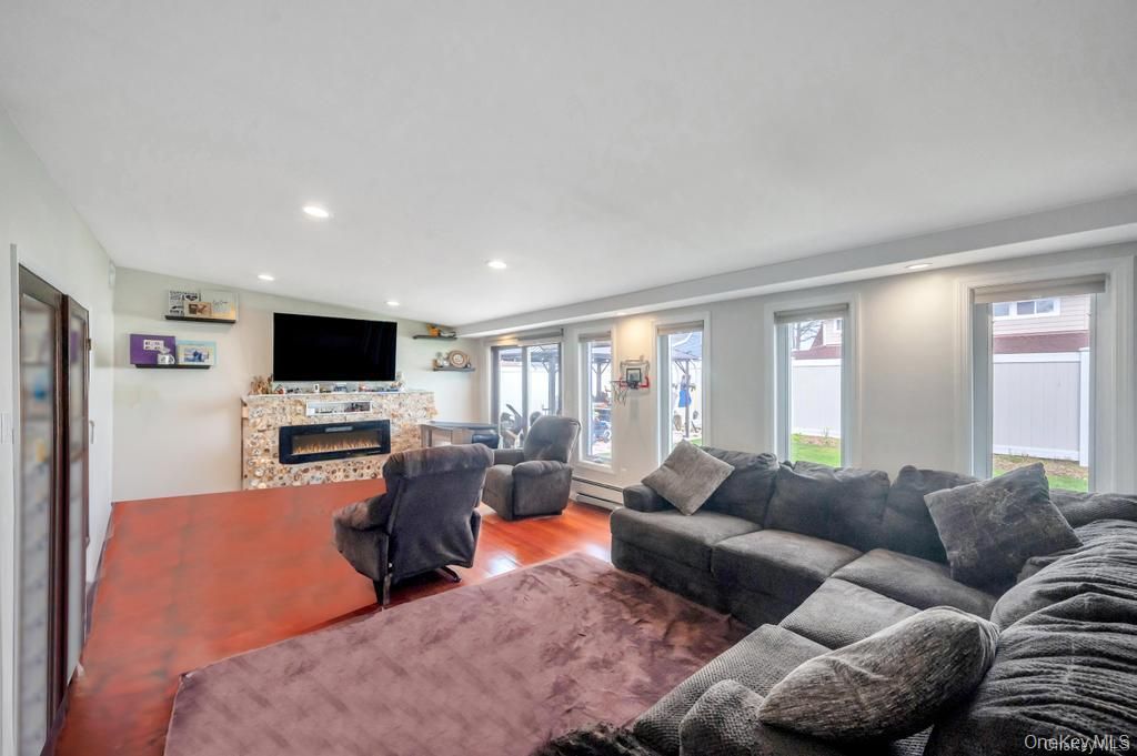 Fireplace, Interior, Living room, Recessed Lighting