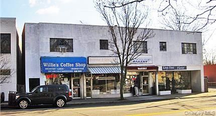 Exterior, Facade, None