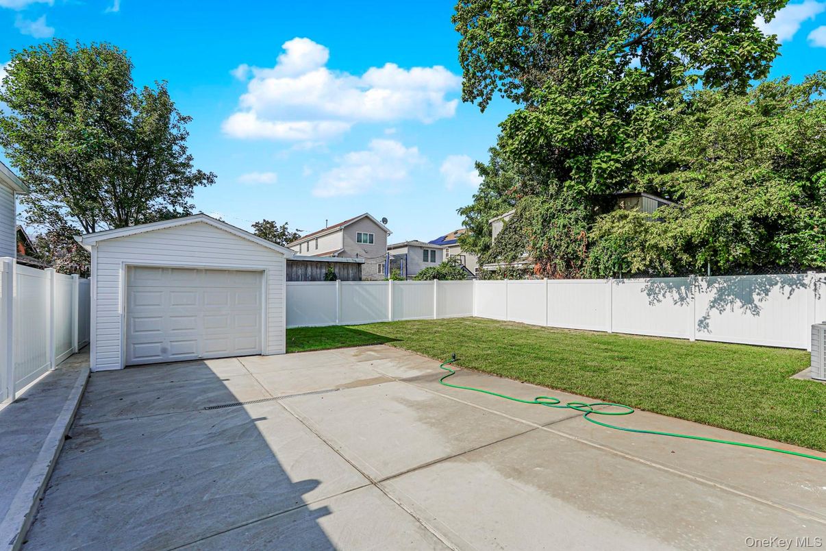 Backyard, Detached Garage, Exterior
