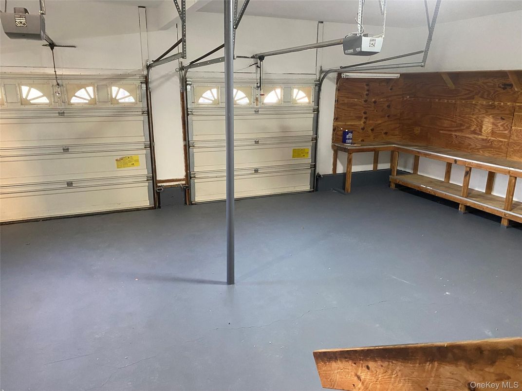 Garage, Interior, Wooden Walls
