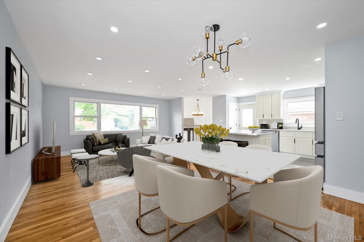 Dining room, Interior, Kitchen, Living room, Pendant Lights, Recessed Lighting, Wood Texture Flooring