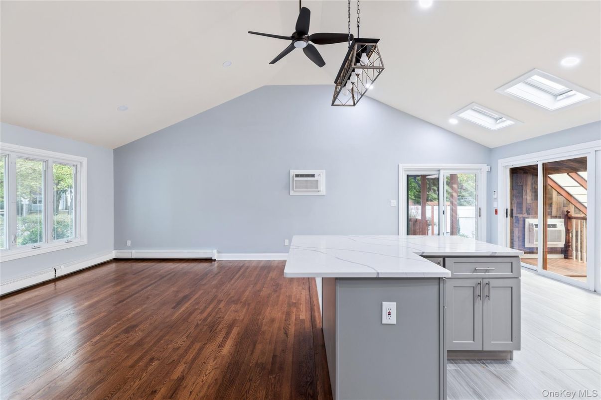 Interior, Kitchen, Pendant Lights, Recessed Lighting, Wood Texture Flooring