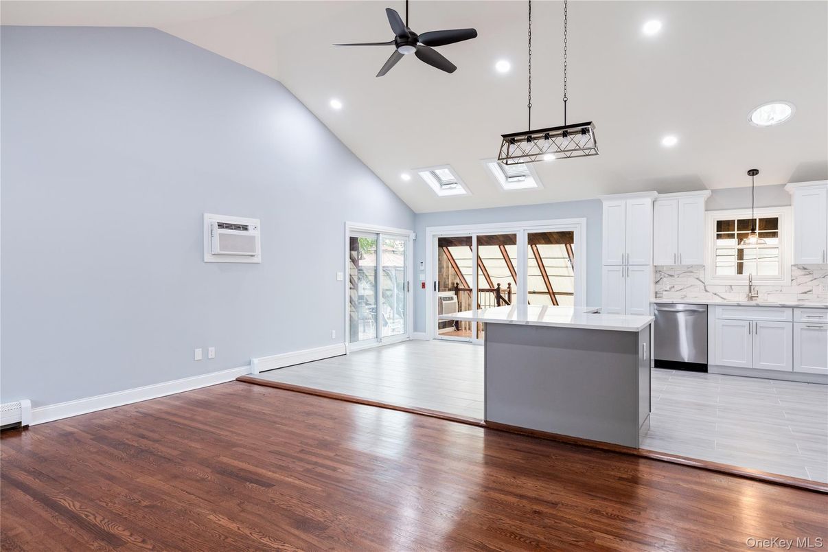 Interior, Kitchen, Pendant Lights, Recessed Lighting, Wood Texture Flooring