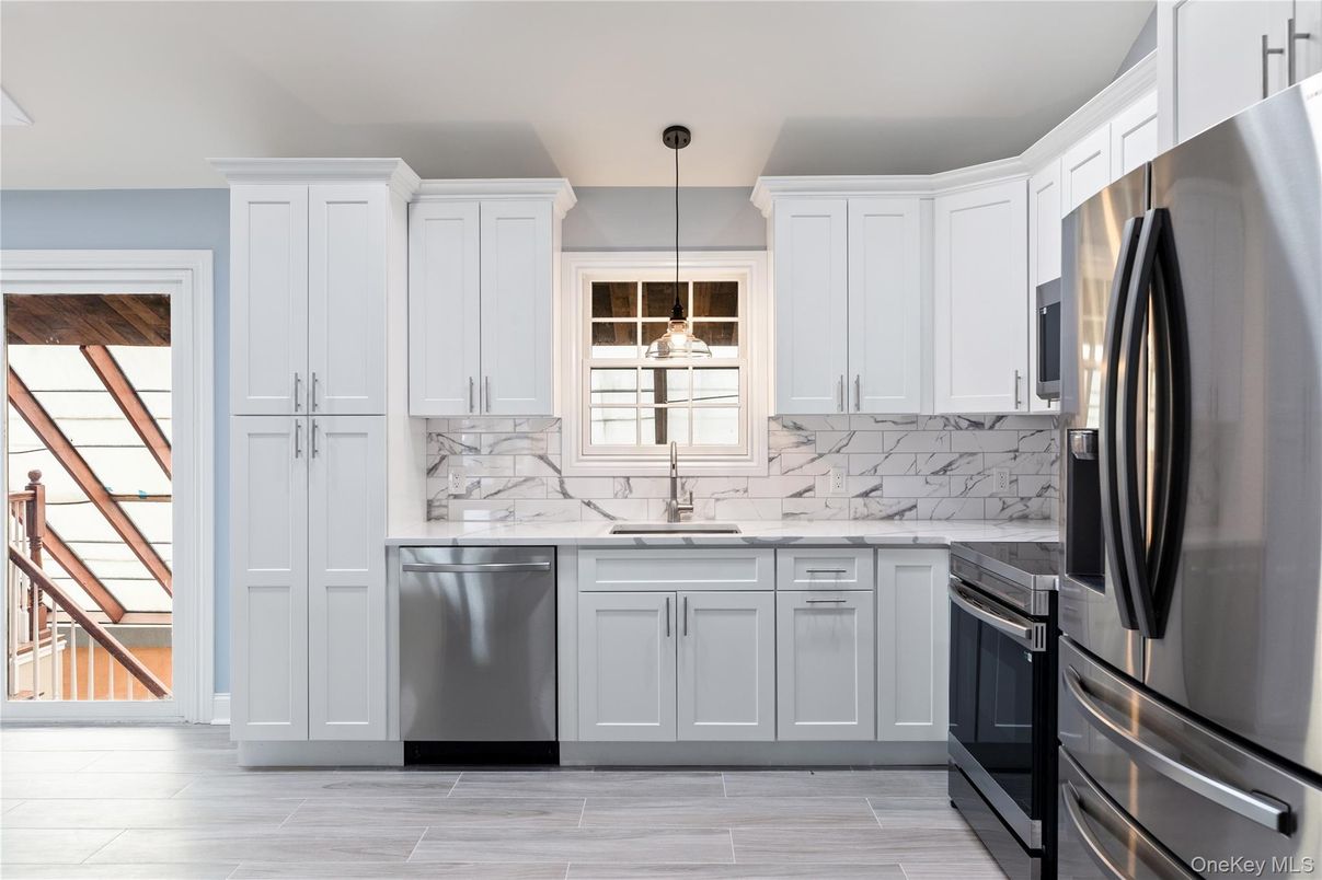 Interior, Kitchen, Pendant Lights, Stainless Steel Appliances, Wood Texture Flooring