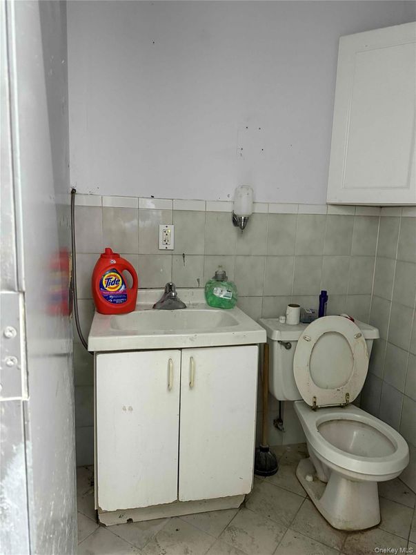 Bathroom, Interior, Washer