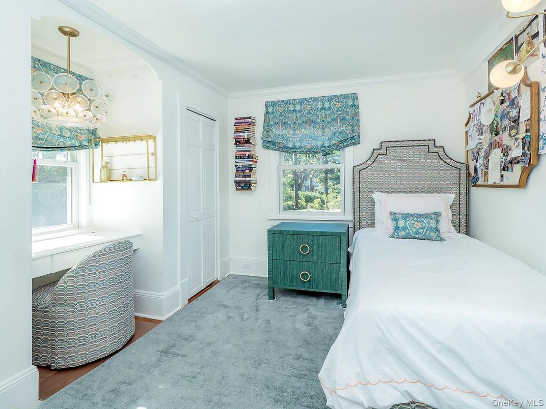 Bedroom, Interior, Pendant Lights