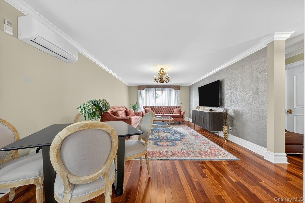 Chandelier, Dining room, Interior, Living room, Wood Texture Flooring