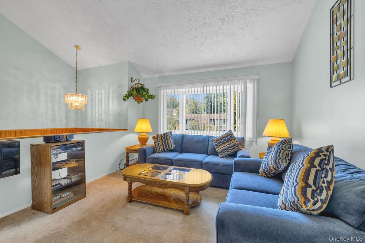 Interior, Living room, Pendant Lights