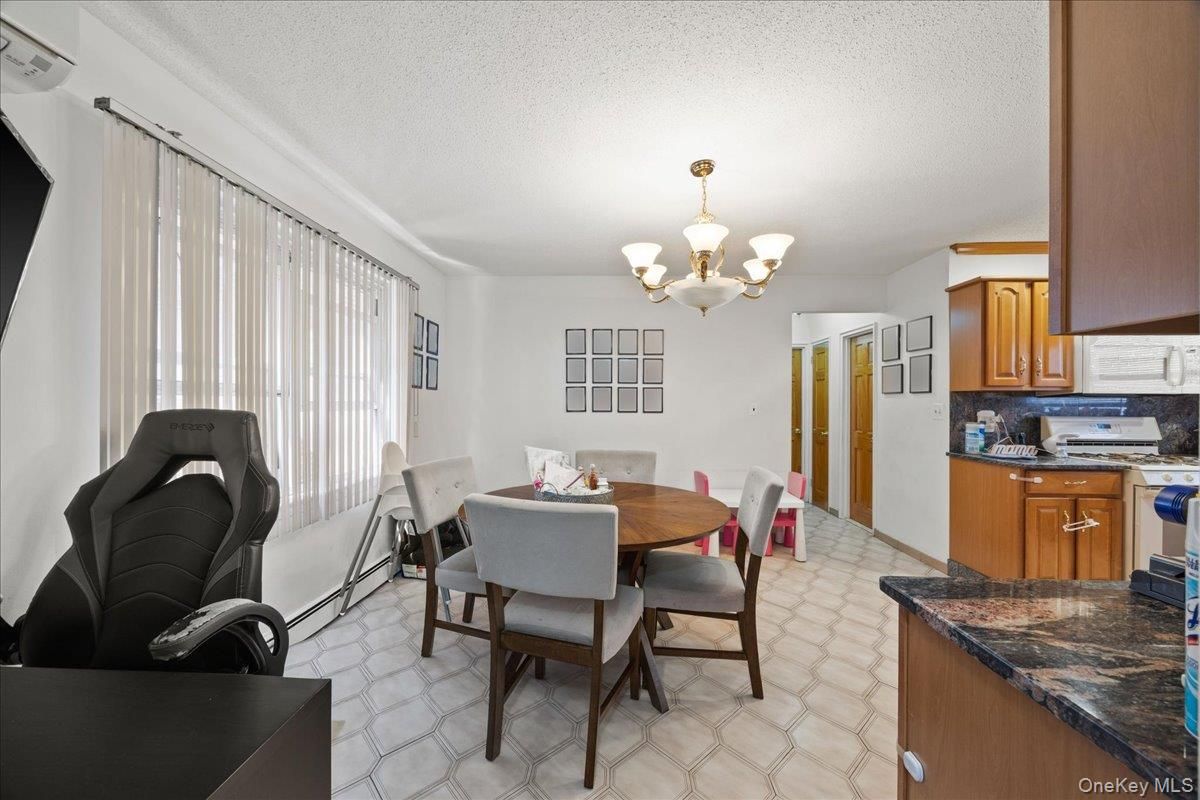 Chandelier, Dining room, Interior, Kitchen